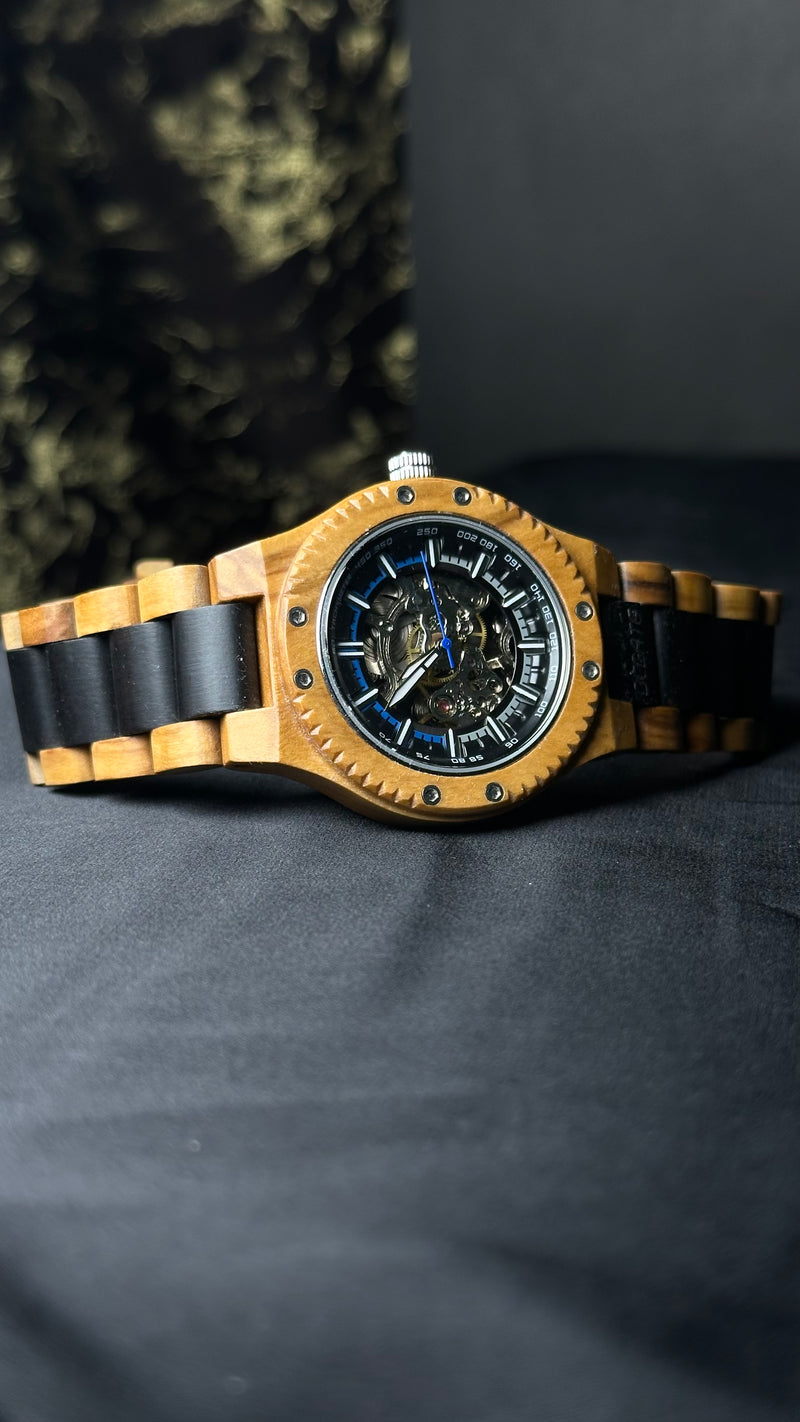 BEDATE Wooden With Mineral Scratch-Resistant Glass