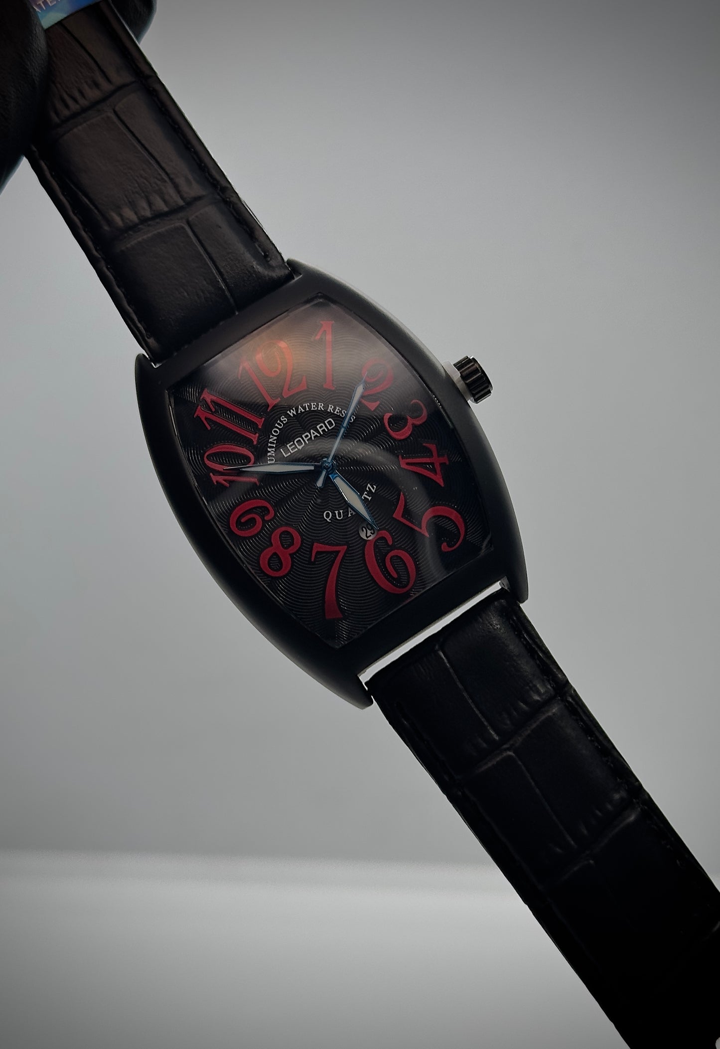 Leopard Quartz Classic Tonneau Watch