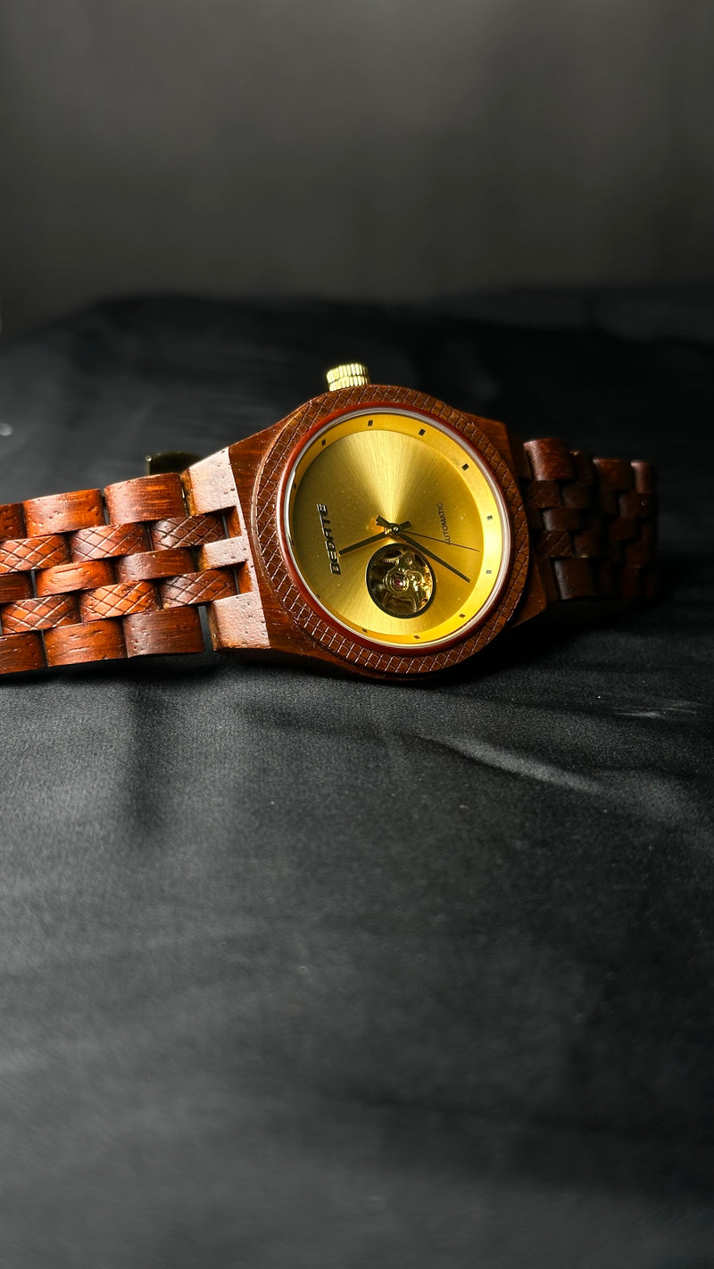 BEDATE Wooden With Mineral Scratch-Resistant Glass