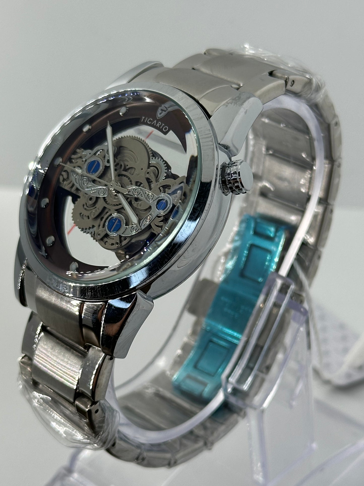 Ticarto Skeleton In Auto Movement
