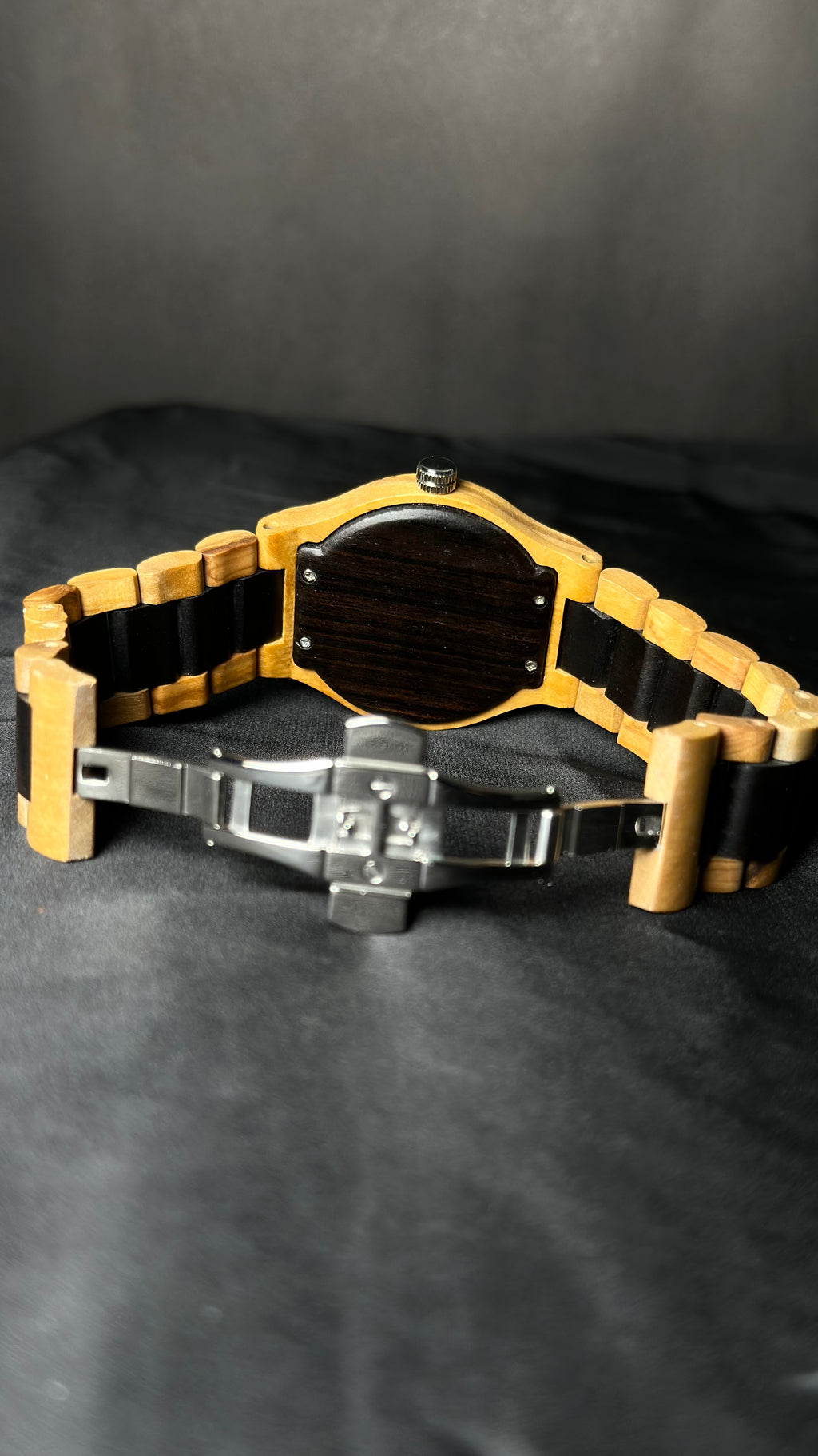 BEDATE Wooden With Mineral Scratch-Resistant Glass