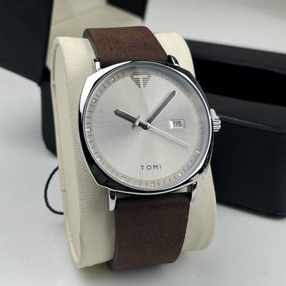 TOMI T-044 Brown Silver variant
