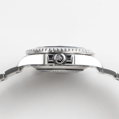 Rolex Sea-Dweller 126600 detail 6