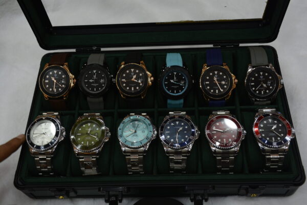 multicolour watches set circular design - x12