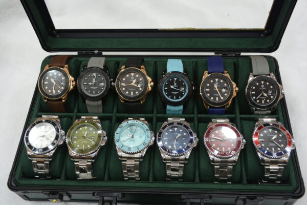 multicolour watches set circular design - x12