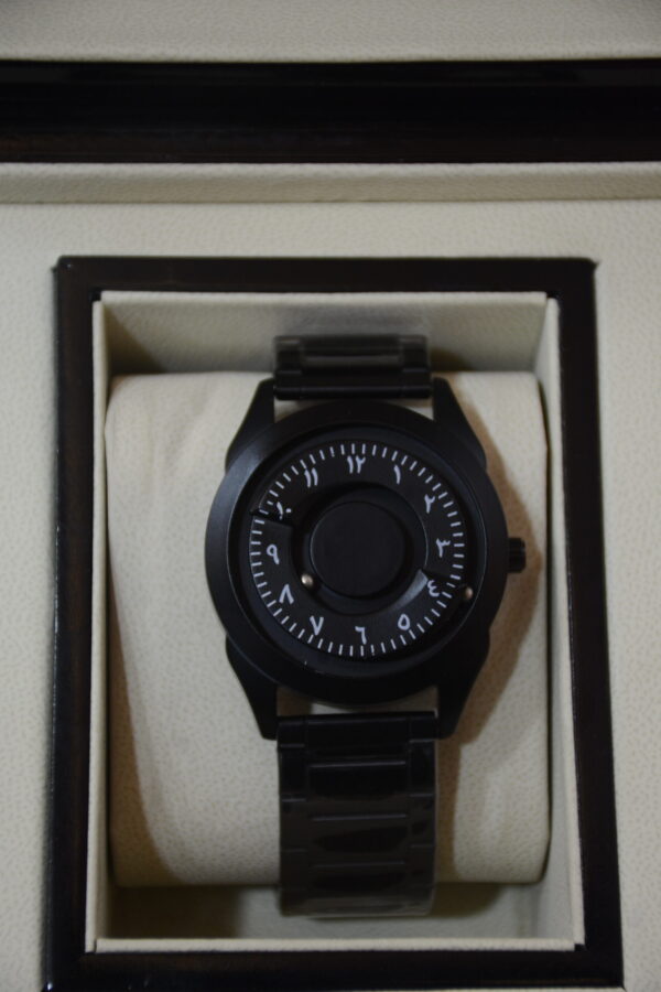 black body arabic font unique dial