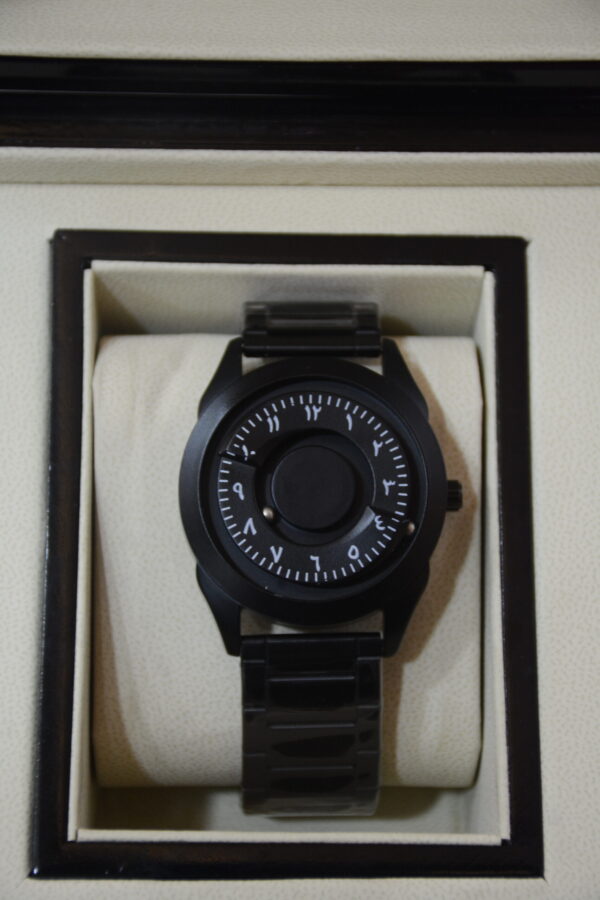 black body arabic font unique dial