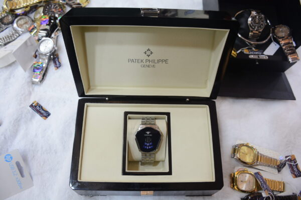 Digital silver body unique shape