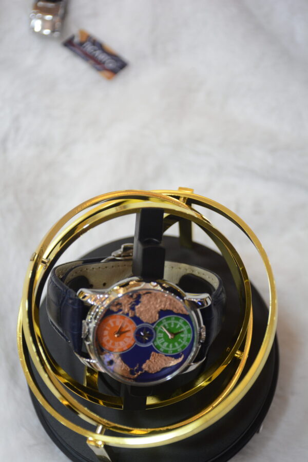 world dial black strip silver circle body watch - Unique