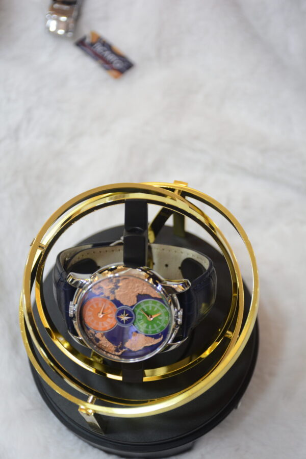 world dial black strip silver circle body watch - Unique