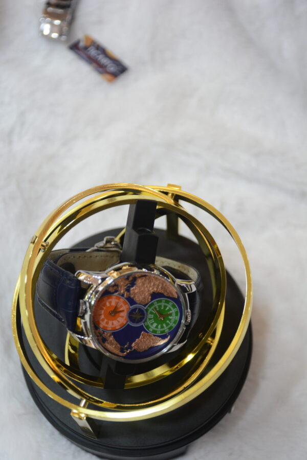 world dial black strip silver circle body watch - Unique