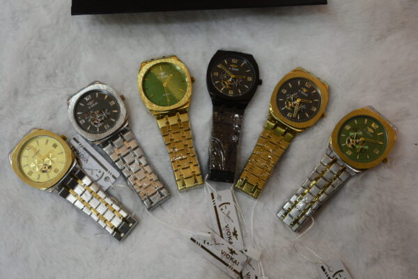 watches collection diffrent colors - silver- gold- black