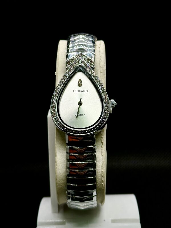 Leopard Women’s Luxury Teardrop Crystal Watch – Silver Serenity Edition