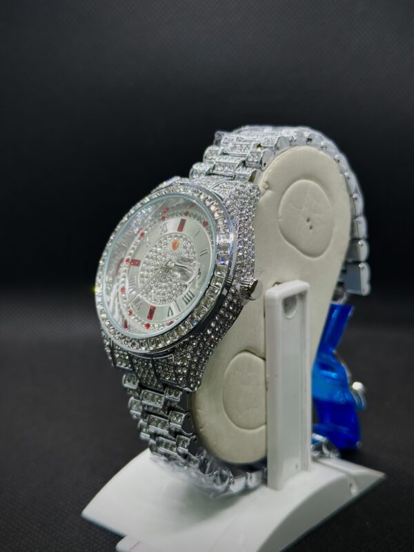Lookworld "Royal Jubilee" Diamond Edition